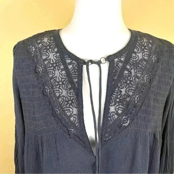 Free People Navy One Night Victorian Peasant Key Hole Back Rayon Tunic Size M - Picture 2 of 16